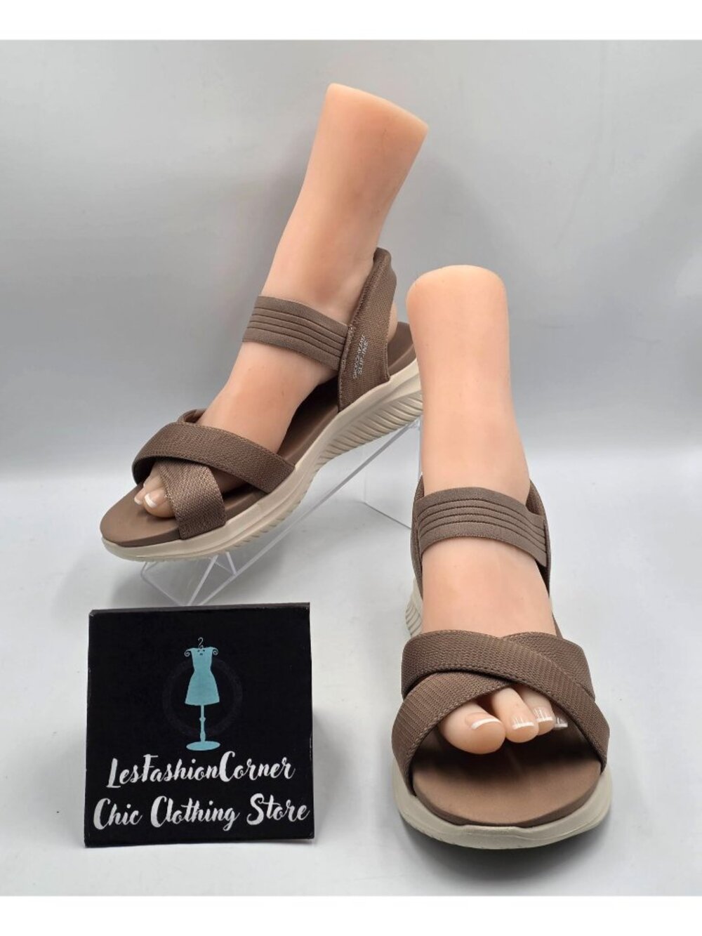 NWT Skechers Women's Brown Strap Slip-ins Ultra Flex 3.0 Sandal Size 8.5 3926